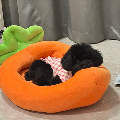 Komavic Carrot Pet Bed for Cats & Dogs